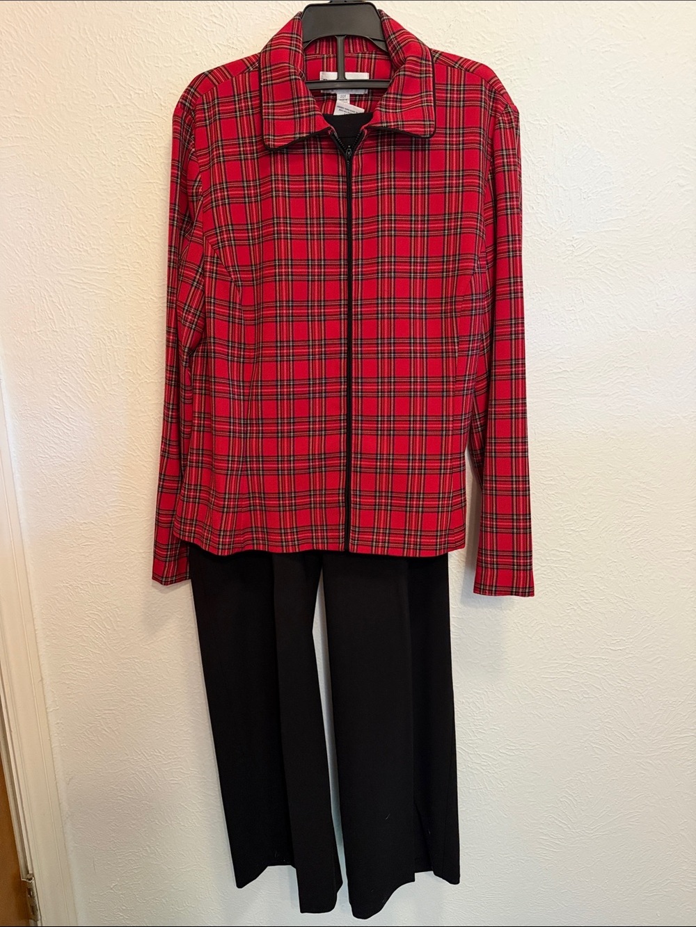 ❤️‍🔥❤️‍🔥❤️‍🔥BOGOHO❤️‍🔥❤️‍🔥❤️‍🔥Red Plaid Zip-Front Jacket with Black Pants-20Tall